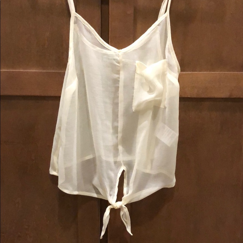 NWOT tie front flowy top